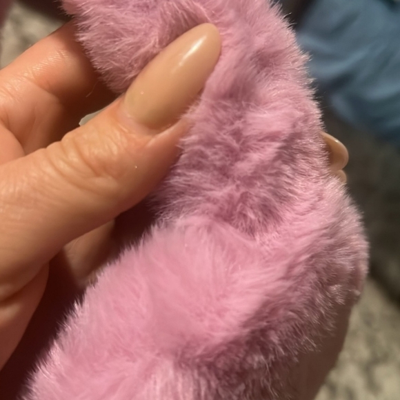 Ugg faux earmuff - Picture 5 of 7